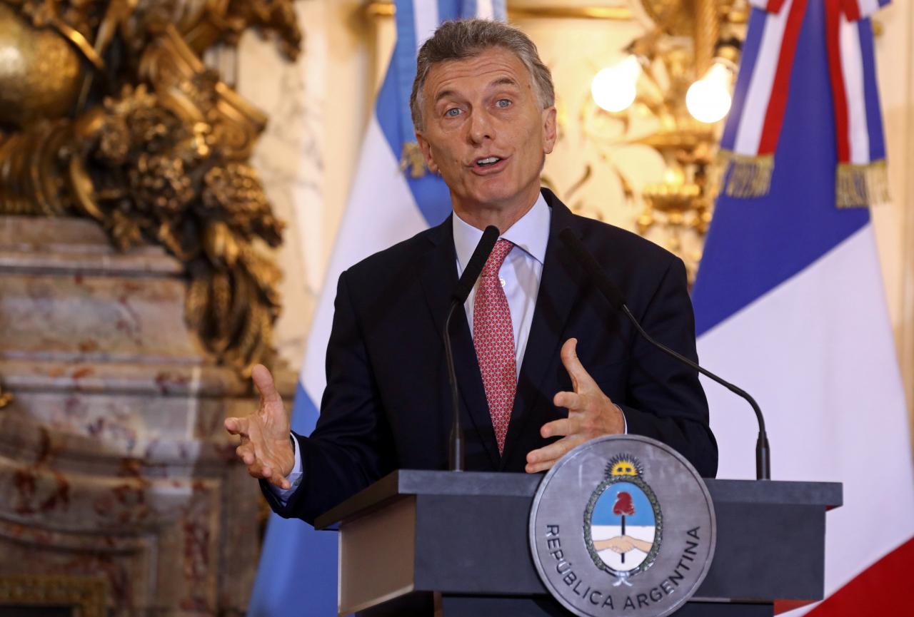 argentina 039 s president mauricio macri attends a news conference with france 039 s president emmanuel macron not pictured after a meeting ahead of the g20 leaders summit in buenos aires argentina photo afp