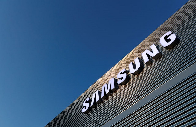 the logo of samsung is seen on a building during the mobile world congress in barcelona spain february 25 2018 photo reuters