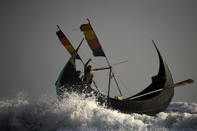 rohingya refugees crew a fishing boat near cox 039 s bazaar bangladesh march 21 2018 photo reuters rohingya refugees crew a fishing boat near cox 039 s bazaar bangladesh march 21 2018 photo reuters