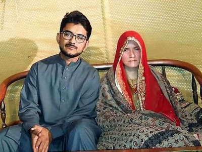 american blind girl travels to pakistan to marry visually impaired cricketer