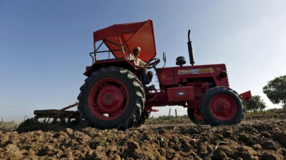 tractor bookings drop sharply as economy slows down tractor bookings drop sharply as economy slows down