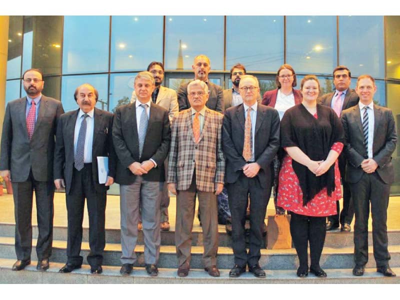 adviser to british pm along with his team visited the headquarters of pemra photo express