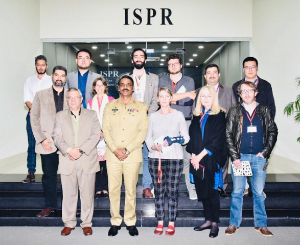 maj gen asif ghafoor with foreign media representatives outside the ispr office photo ispr maj gen asif ghafoor with foreign media representatives outside the ispr office photo ispr
