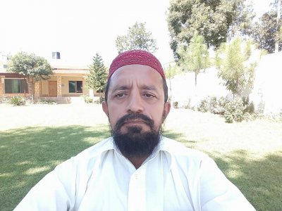 slain journalist laid to rest in nowshera village amid protests slain journalist laid to rest in nowshera village amid protests