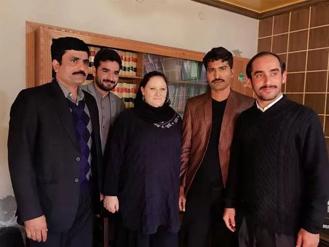 mariam met the love of her life ejaz on the social media photo express mariam met the love of her life ejaz on the social media photo express
