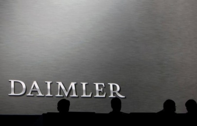 daimler to buy 20 billion euros worth of electric car battery cells
