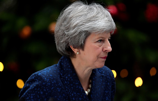britain 039 s prime minister theresa may addresses the media outside 10 downing street after it was announced that the conservative party will hold a vote of no confidence in her leadership in london britain december 12 2018 photo reuters
