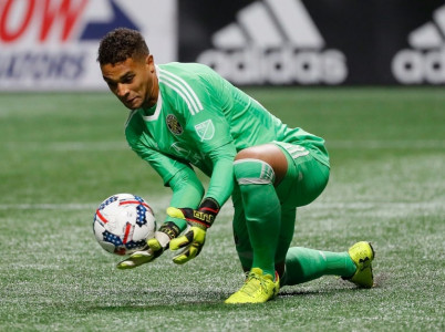 man city sign usa keeper steffen from columbus crew