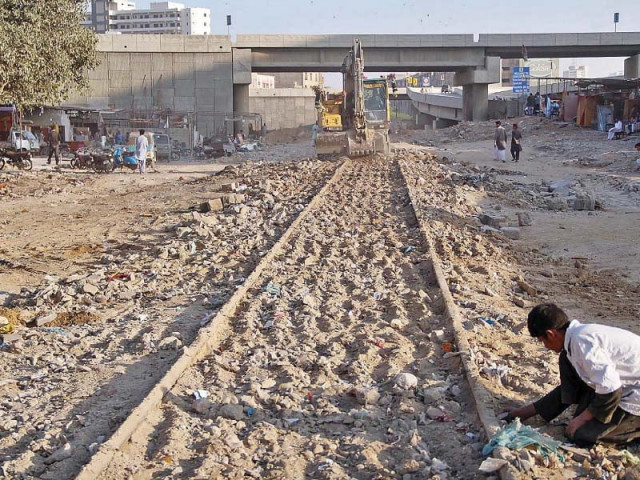 the excavation of the old karachi circular railway is in progress at ghareebabad photo online the excavation of the old karachi circular railway is in progress at ghareebabad photo online