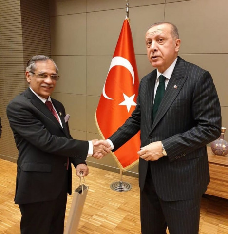 chief justice mian saqib nasir shaking hands with turkish president tayyib erdogan in konya on december 18 2019 photo app chief justice mian saqib nasir shaking hands with turkish president tayyib erdogan in konya on december 18 2019 photo app