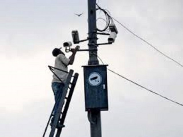 the safe city project which saw some 1 900 closed circuit television cameras cctv installed across the federal capital had been inaugurated by the then interior minister chaudhry nisar ali khan in june 2016 photo file