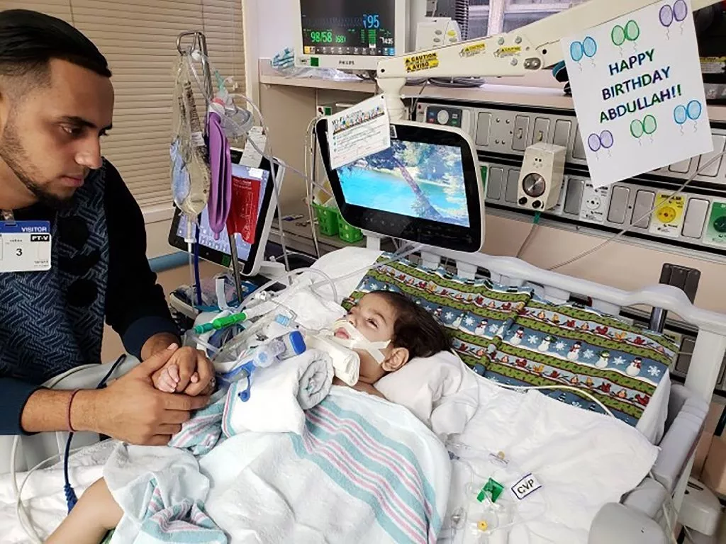 shaima swileh a native of yemen was granted a us visa to visit her dying two year old son abdullah hassan a us citizen like his father ali    both of whom are pictured here at ucsf benioff children 039 s hospital in oakland on december 16 2018 photo afp