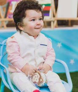 happy birthday taimur ali khan 5 times india s most popular toddler wowed paparazzi happy birthday taimur ali khan 5 times india s most popular toddler wowed paparazzi