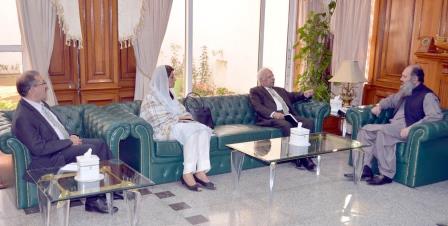 pm 039 s adviser on industrial reforms dr ishrat husain and cm kamal exchange views during a meeting in quetta photo express