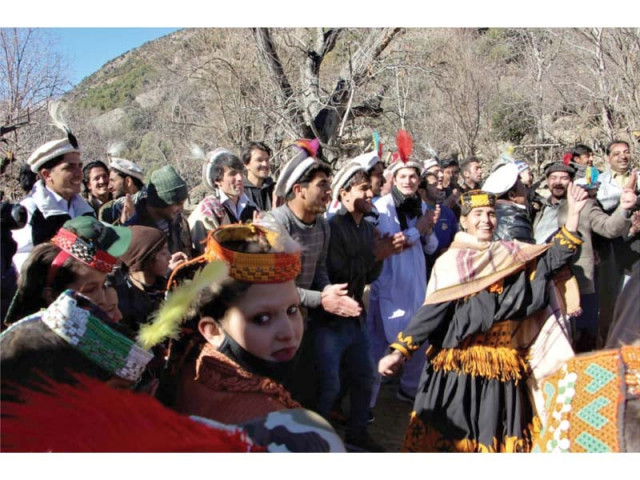 kailash people celebrate various rituals of chawmoss festival photos express kailash people celebrate various rituals of chawmoss festival photos express