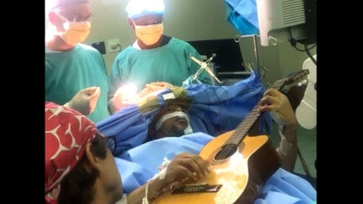 south african jazz artist plays guitar during brain surgery south african jazz artist plays guitar during brain surgery