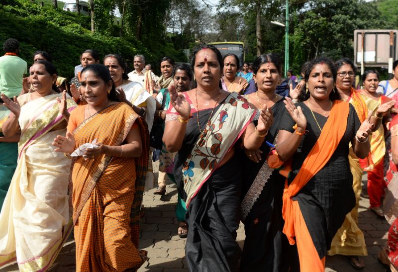 many hindu groups oppose the court 039 s ruling allowing women of childbearing age to visit the sabrimala shrine photo afp