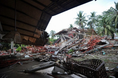 in pictures indonesia reels from tsunami destruction in pictures indonesia reels from tsunami destruction