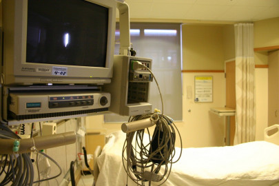 minor dies due to lack of ventilator minor dies due to lack of ventilator