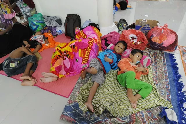 young tsunami survivors rest in a mosque in tenjolahang banten province on december 26 2018 after a tsunami caused by activity at a volcano known as the quot child quot of krakatoa hit the west coast of indonesia 039 s java island on december 22 photo afp young tsunami survivors rest in a mosque in tenjolahang banten province on december 26 2018 after a tsunami caused by activity at a volcano known as the quot child quot of krakatoa hit the west coast of indonesia 039 s java island on december 22 photo afp