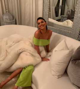 must watch the kardashians dance up a storm to mundian tu bach ke must watch the kardashians dance up a storm to mundian tu bach ke