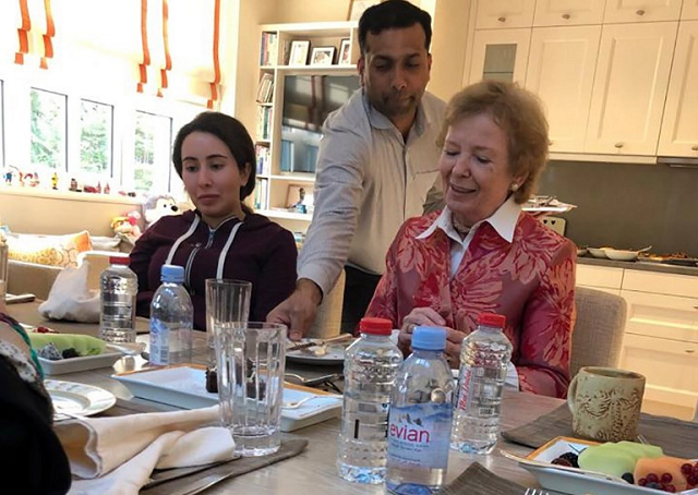 a handout image provided by united arab emirates news agency wam on december 24 2018 shows sheikha latifa bint mohammed bin rashid al maktoum left having a meal with mary robinson former president of ireland at the latifa 039 s home in dubai photo afp