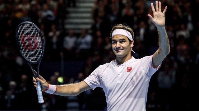 not giving up flying federer leads switzerland in defence of the hopman cup title he won alongside belinda bencic earlier this year with the pair teaming up once again photo afp