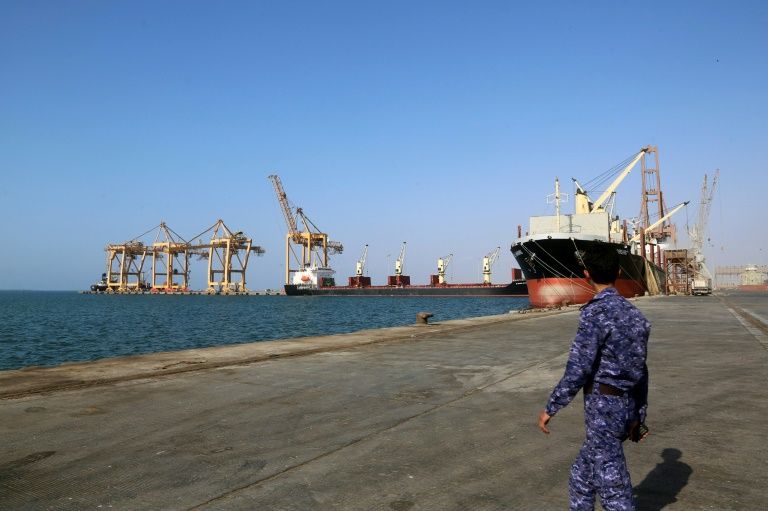 yemeni rebels have begun to withdraw from the red sea port of hodeida the country 039 s key aid lifeline under an agreement reached at un brokered peace talks in sweden earlier this month a un official says photo afp