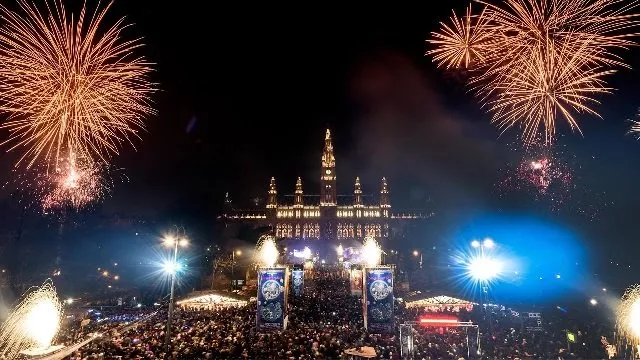 new year 039 s eve 2018 and fireworks vienna austria screengrab new year 039 s eve 2018 and fireworks vienna austria screengrab