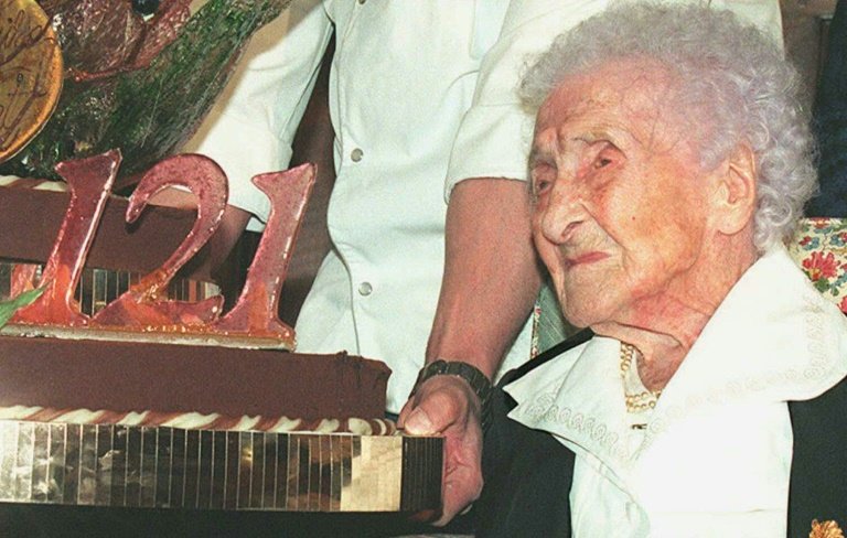 jeanne calment died at the age of 122 years and 164 days in 1997 setting a record as the world 039 s most long lived person that is still unsurpassed photo afp