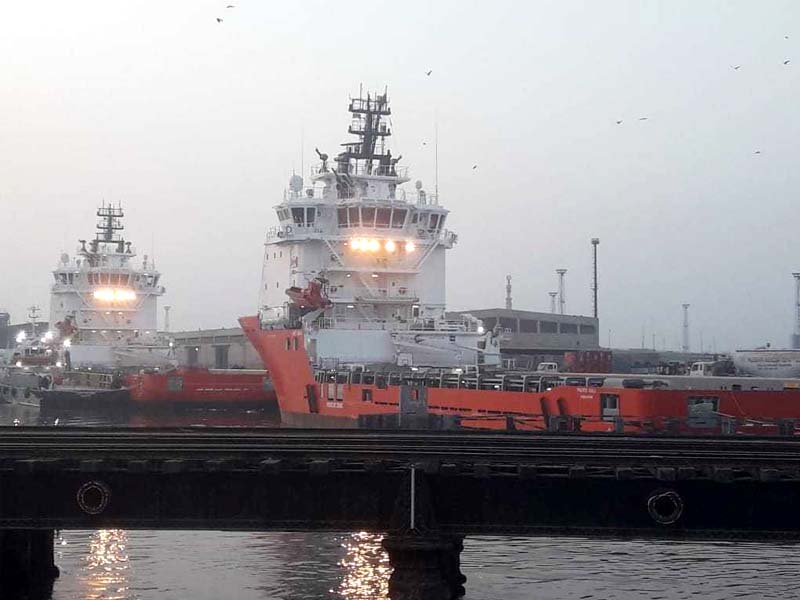 officials disclosed that vessels and helicopters had already reached pakistan to swiftly kick off offshore drilling in deep sea photo express