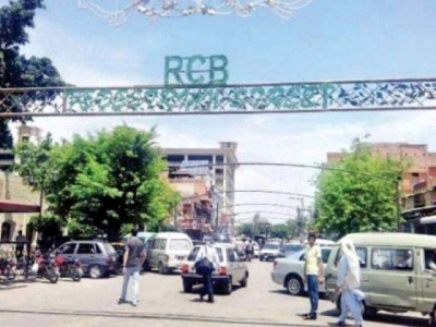rcb demolishes 17 illegal shops