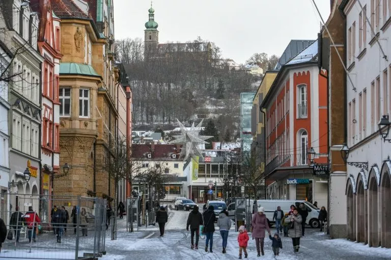 amberg police last saturday detained four men from afghanistan and iran who had allegedly drunkenly attacked passers by at random photo afp amberg police last saturday detained four men from afghanistan and iran who had allegedly drunkenly attacked passers by at random photo afp