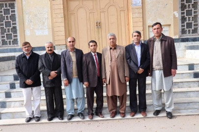 yemeni scholar awarded doctorate in chemistry at peshawar university