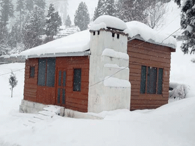 second snowfall spell hits galiyat