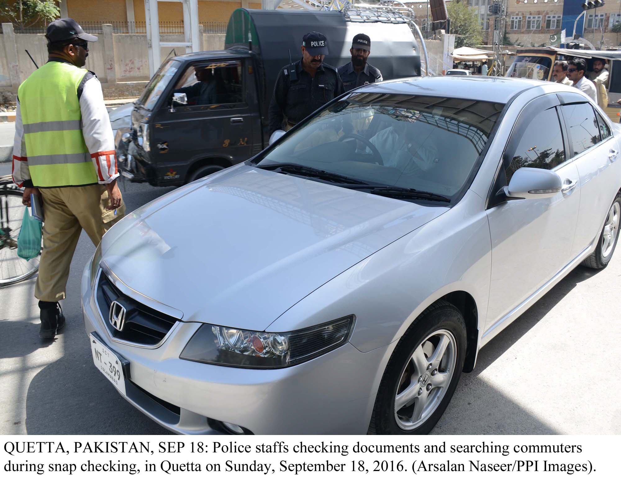 the traffic police took off searchlights of more than 57 vehicles the secretary says photo ppi
