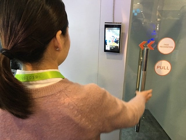 ella yuan of the chinese startup tuya shows how facial recognition can be used in a home security system to allow or deny entry at the consumer electronics show in las vegas on january 9 2019 photo afp ella yuan of the chinese startup tuya shows how facial recognition can be used in a home security system to allow or deny entry at the consumer electronics show in las vegas on january 9 2019 photo afp