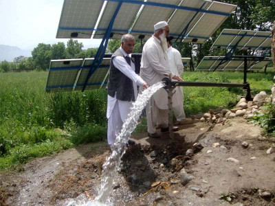 solar powered tube wells small dams solving water scarcity solar powered tube wells small dams solving water scarcity