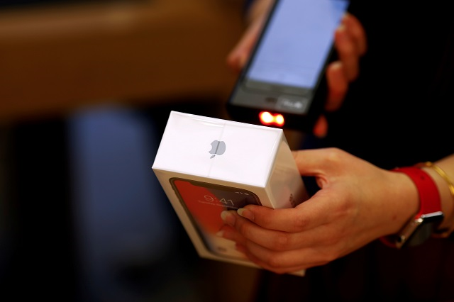 a new iphone x is sold at an apple store in beijing china november 3 2017 photo reuters a new iphone x is sold at an apple store in beijing china november 3 2017 photo reuters