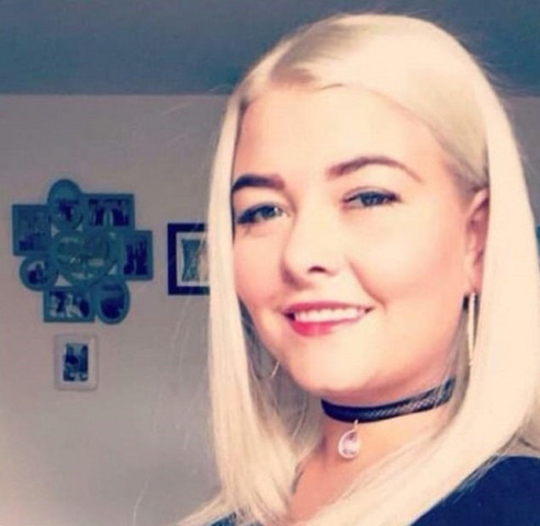 woman was violently attacked by her ex boyfriend after she changed her display picture photo facebook woman was violently attacked by her ex boyfriend after she changed her display picture photo facebook