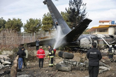 15 dead in iran cargo plane crash