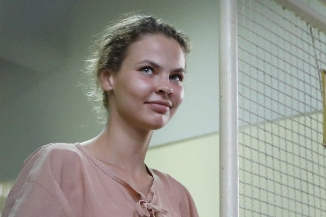 a belarusian model who stirred global fascination with her claims of having evidence of russian efforts to help donald trump win office appeared in pattaya court on january 15 along with seven co defendants for the expected start of her trial over running a quot sex training course quot in thailand photo afp a belarusian model who stirred global fascination with her claims of having evidence of russian efforts to help donald trump win office appeared in pattaya court on january 15 along with seven co defendants for the expected start of her trial over running a quot sex training course quot in thailand photo afp