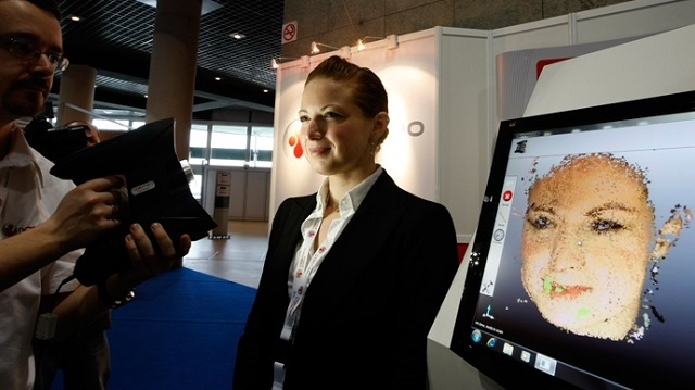 canada is adopting some of its north american neighbor s controversial police methods and dipping its toes into the pool of facial recognition technology photo reuters canada is adopting some of its north american neighbor s controversial police methods and dipping its toes into the pool of facial recognition technology photo reuters