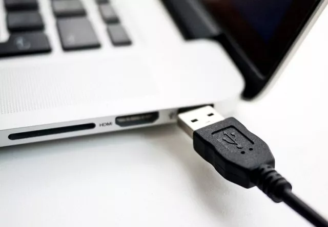 a photo illustration shows a usb device being plugged into a laptop computer in berlin july 31 2014 photo reuters a photo illustration shows a usb device being plugged into a laptop computer in berlin july 31 2014 photo reuters