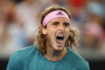 tsitsipas keeps atp finals hopes alive tsitsipas keeps atp finals hopes alive