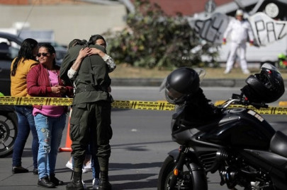 21 dead in car bomb attack on colombian police academy 21 dead in car bomb attack on colombian police academy