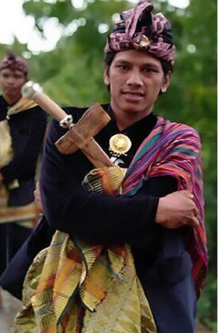 purnama hits wife leading to argument after which she pours petrol on him set him on fire photo courtesy asia wire purnama hits wife leading to argument after which she pours petrol on him set him on fire photo courtesy asia wire