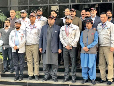 information minister visits indus motor