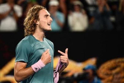 federer knocked out by greek wunderkind tsitsipas