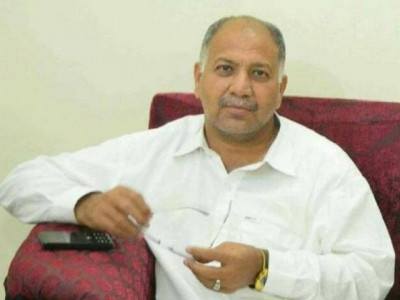 two target killers held for peshawar peace committee chief s murder